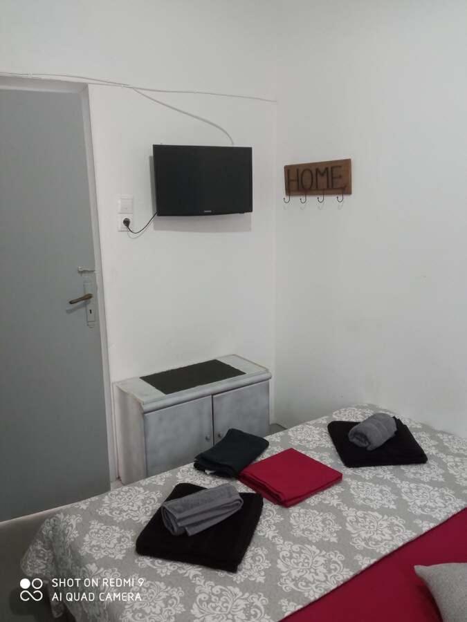 Welcome To Giouli'S Home ! Elafonissos Exteriör bild